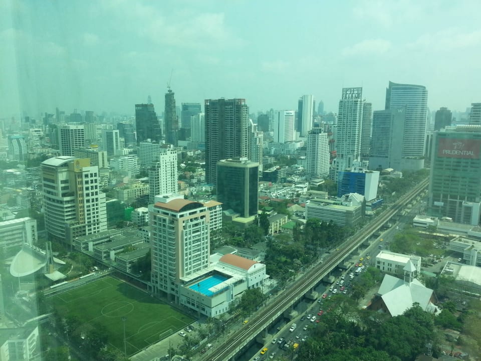 Executive Room, Oberste Etage Eastin Grand Hotel Sathorn
