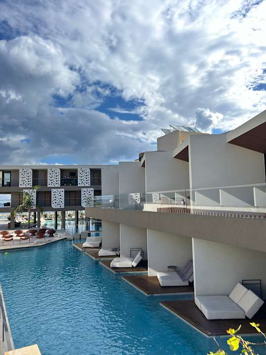 Pool Harmony Boutique Resort