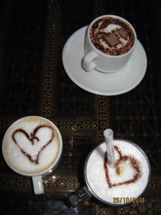 Капучино, латте и горячий шоколад  Pickalbatros Alf Leila Wa Leila Resort - Neverland Hurghada