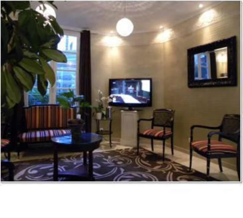 Salon tv Hotel Tamaris