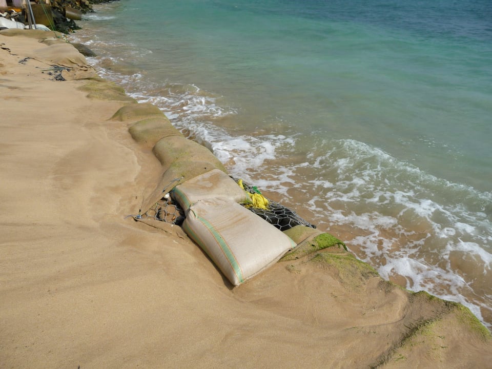 Strandbefestigung Calamander Unawatuna Beach Resort