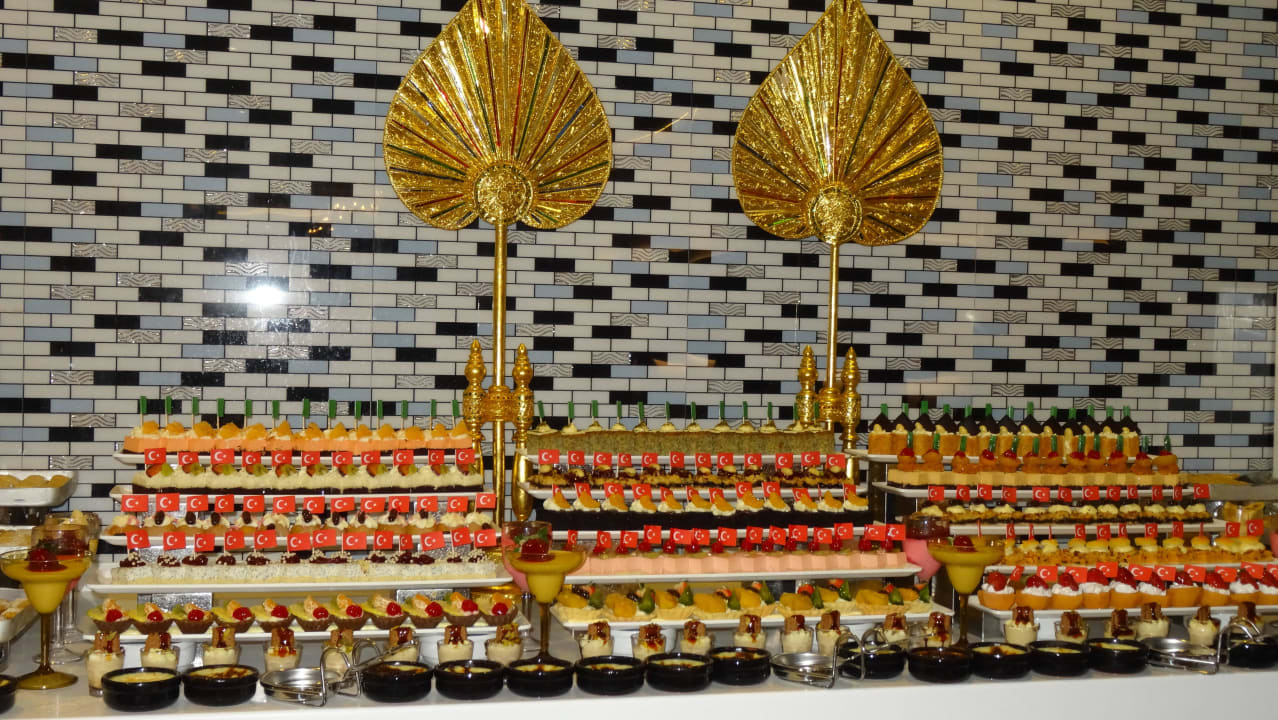 Buffet Royal Taj Mahal Hotel