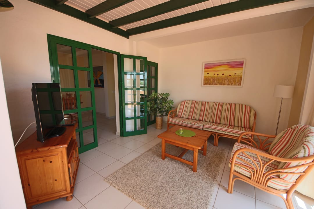 Zimmer IVV.SL Ferienhaus Sargo 6EG