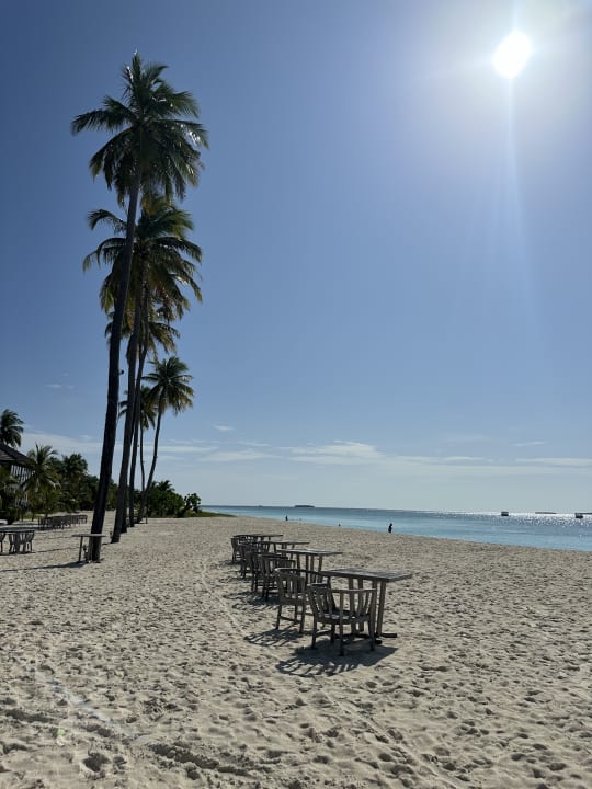 Strand Kuredu Island Resort & Spa