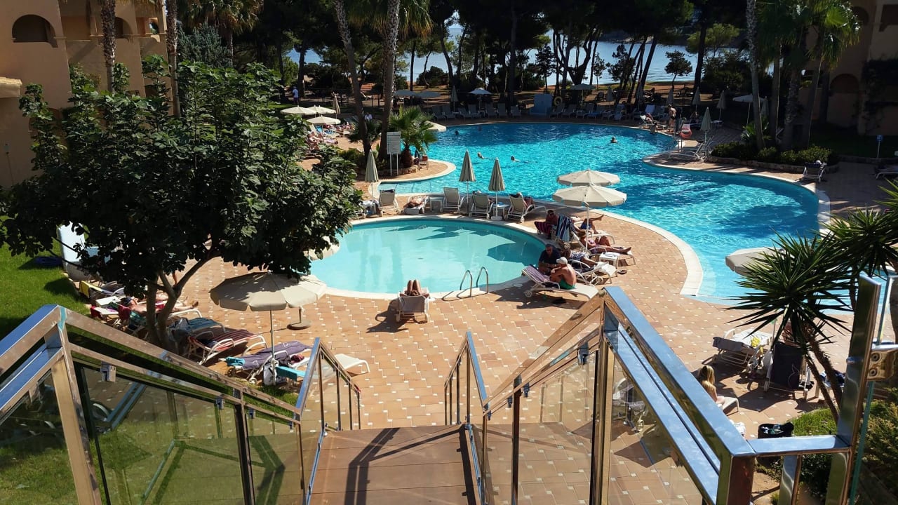 Von der Terrasse aus Grupotel Santa Eularia & Spa - Adults only