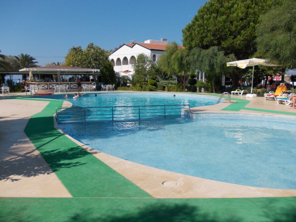 Poolanlage vom Dogan Paradise Hotel Dogan Paradise Beach