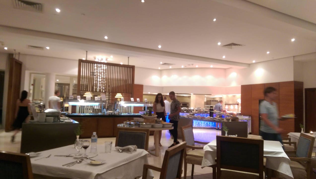 Eagle Top Restaurant  Steigenberger Makadi Hotel - Adults only