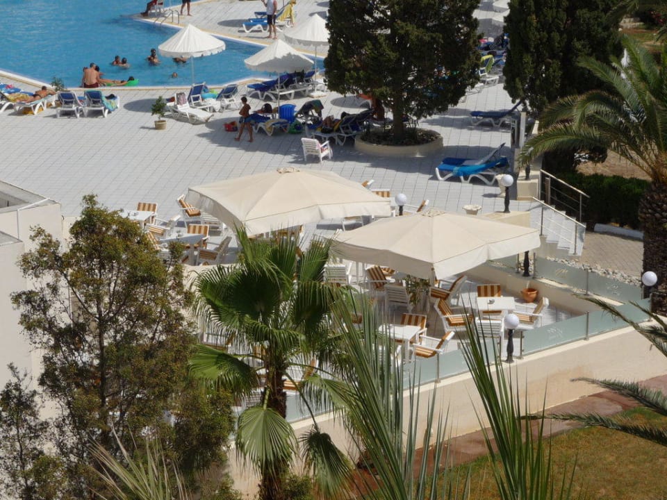Poolbereich von oben Royal Lido Resort & Spa