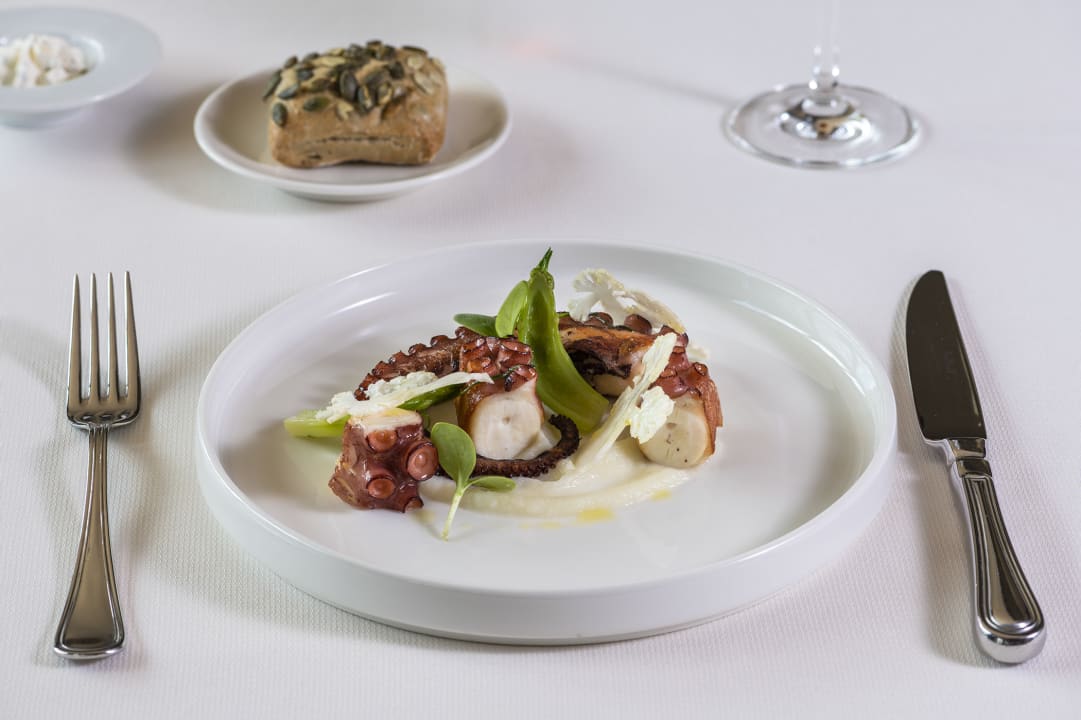 Gastro Design & Suite Hotel Ciarnadoi