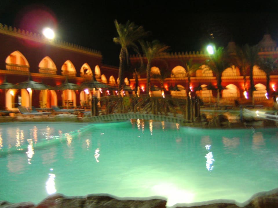 Der Hauptpool Pickalbatros Alf Leila Wa Leila Resort - Neverland Hurghada