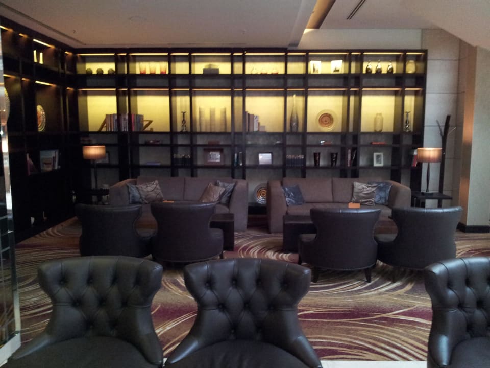 Luxuriöse Hottelinnenausstattung Hilton Berlin