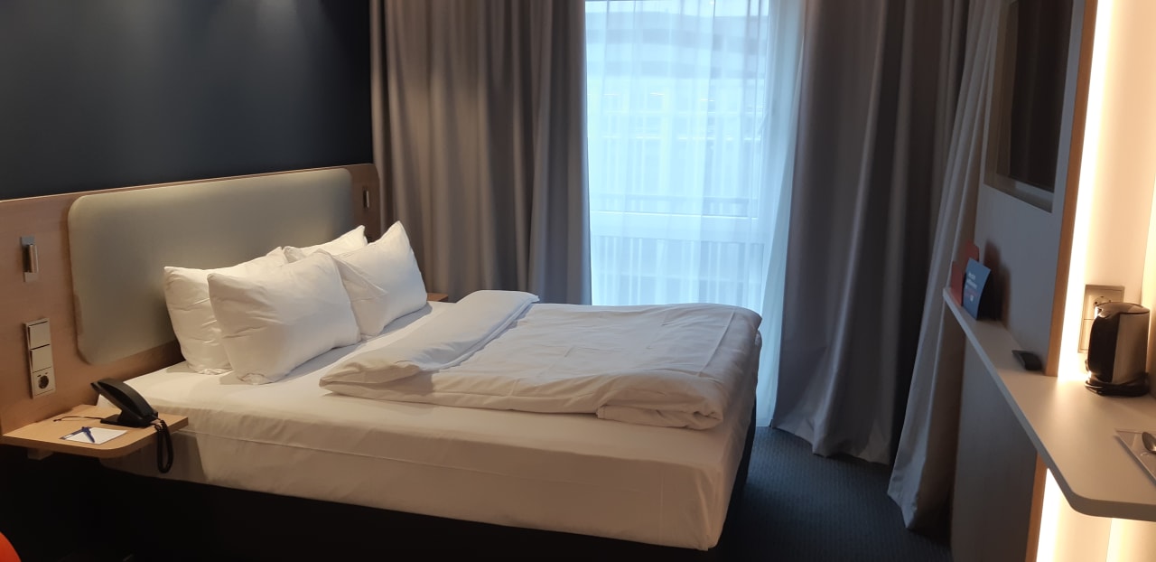 Zimmer Holiday Inn Express - Düsseldorf Airport