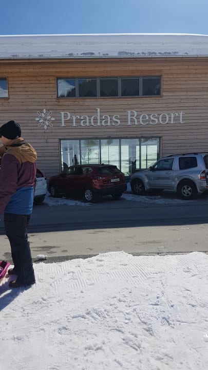 Lobby Pradas Resort Brigels