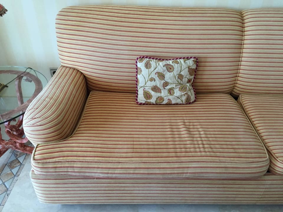 Couch abgewohnt Secrets Bahia Real Resort & SPA