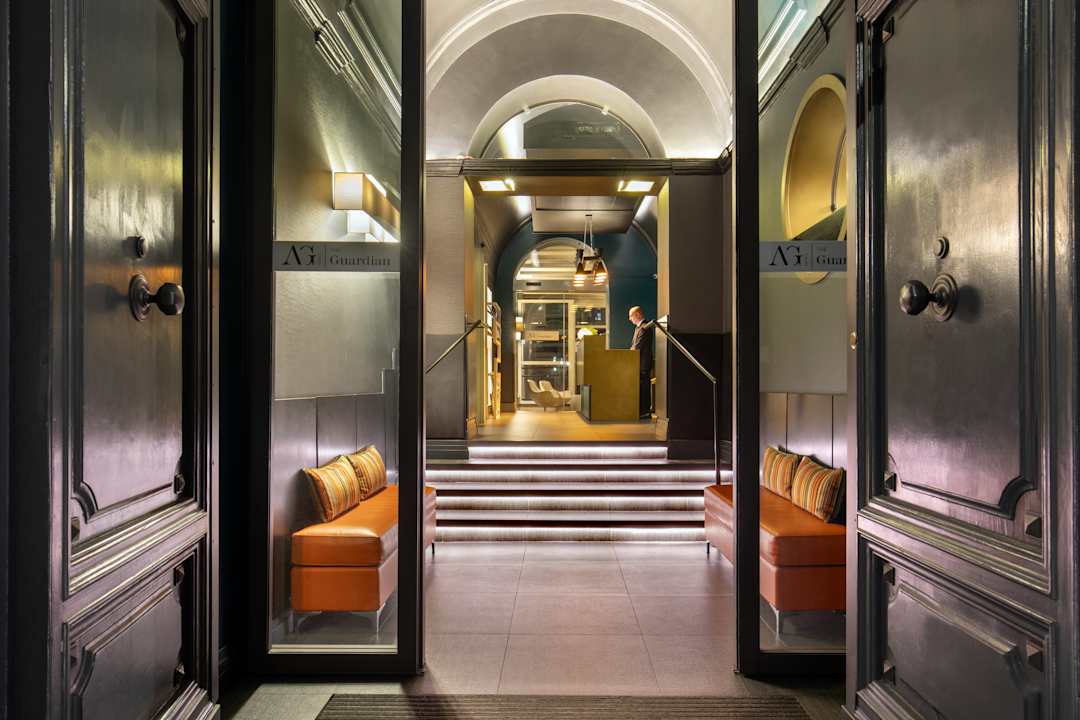 Lobby The Guardian Hotel