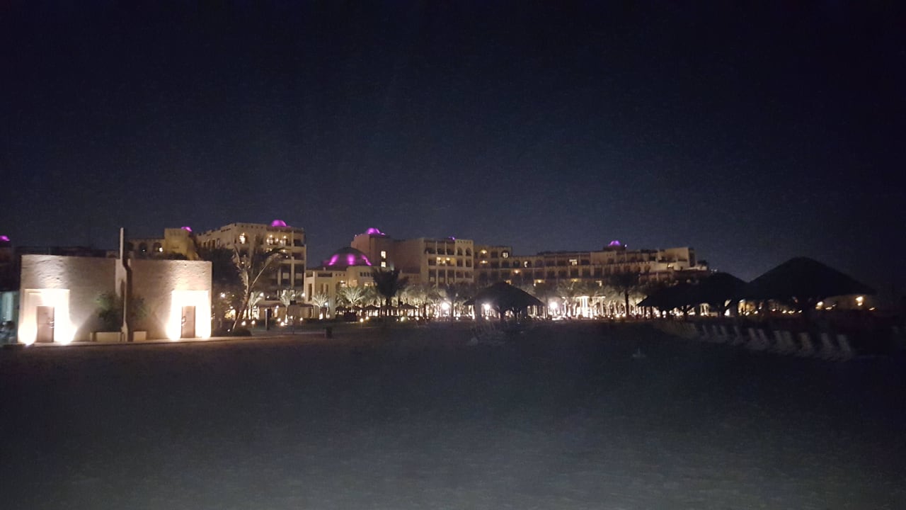 Vom Strand aus Rixos Al Mairid Ras Al Khaimah