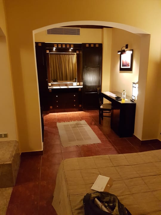 Zimmer Tamra Beach Resort
