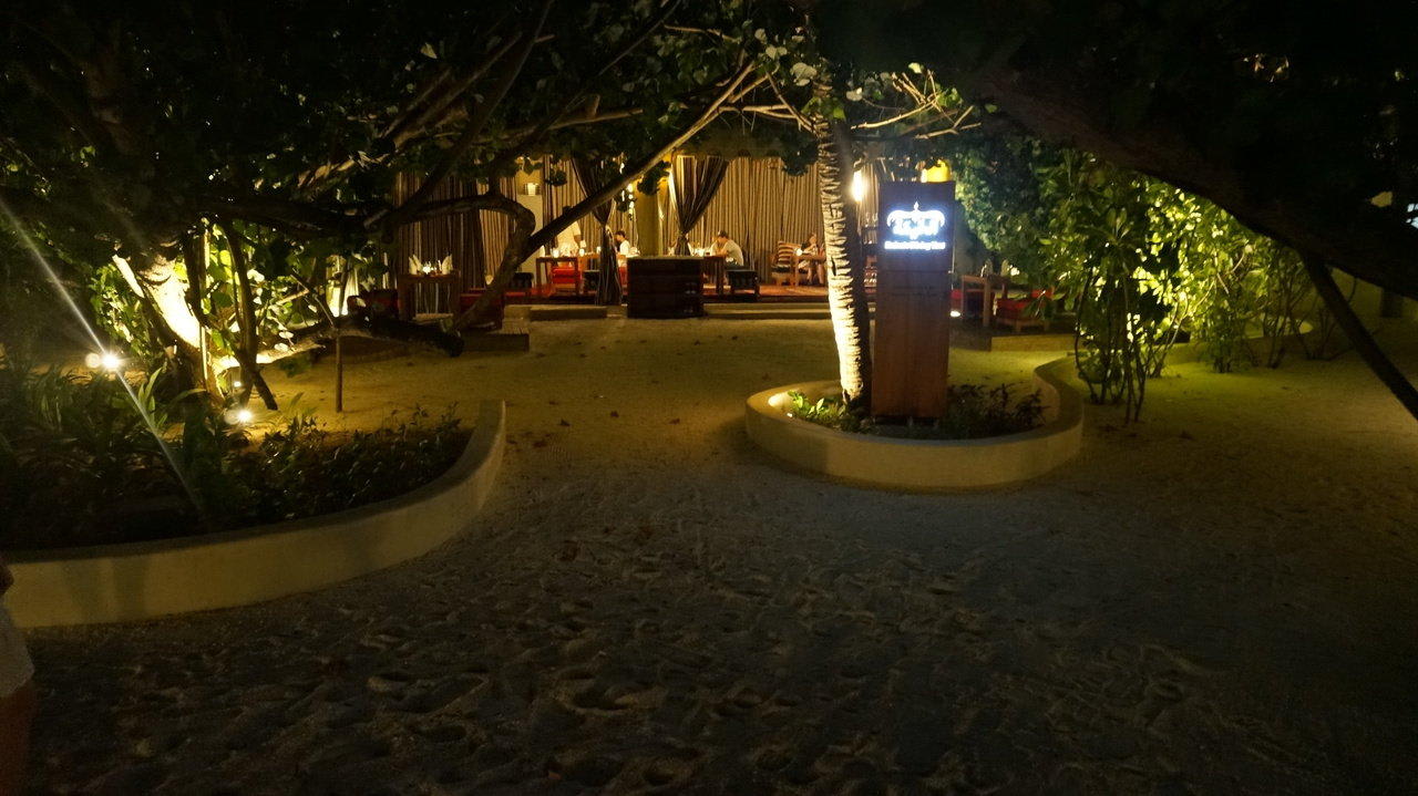 Zeltrestaurant Centara Ras Fushi Resort & Spa Maldives