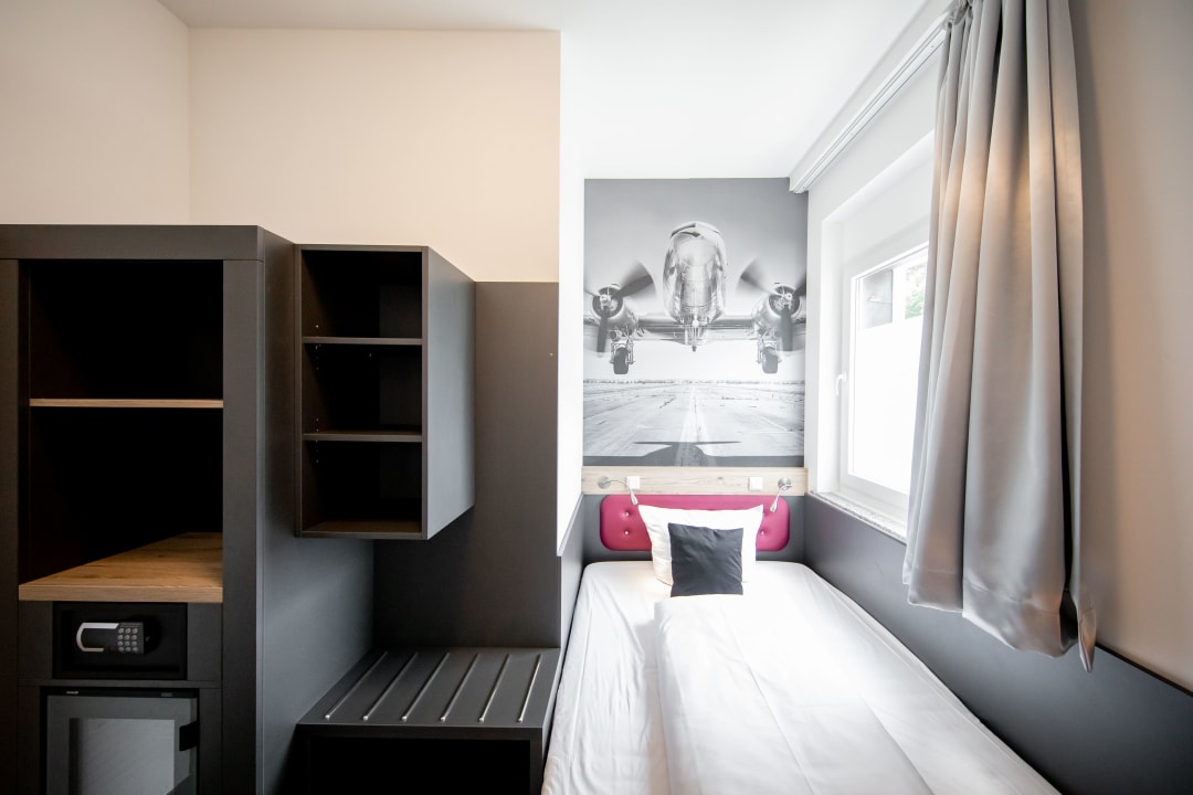 Zimmer Airport Hotel Dürscheidt