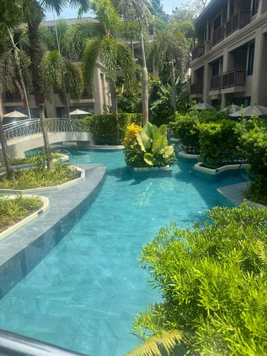 Pool La Flora Khao Lak