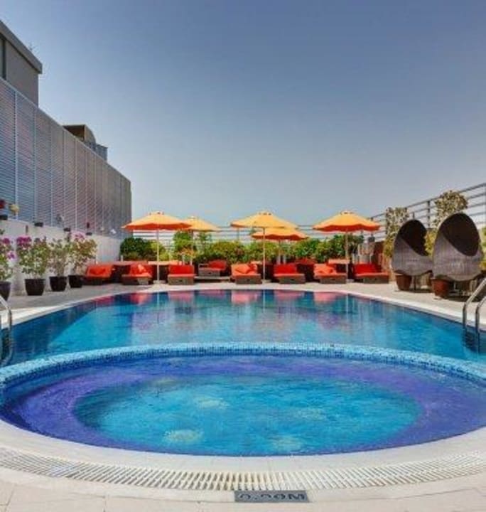 Swimming Pool Abidos Aparthotel Al Barsha
