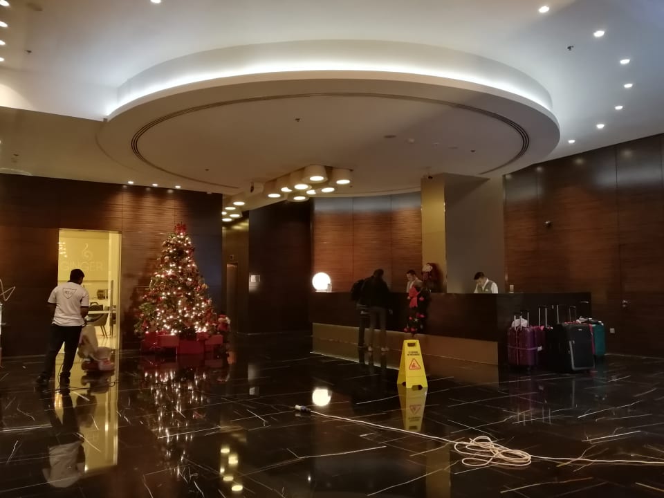 Lobby Cosmopolitan Hotel Dubai