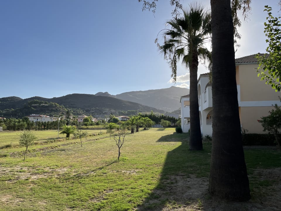 Gartenanlage Hotel Sirocco