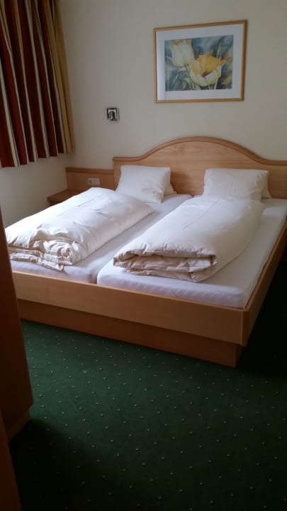 Zimmer Ferienwohnungen am Matinesweg, Serfaus