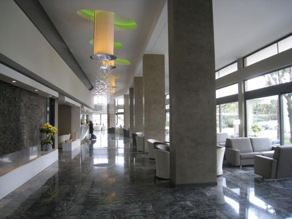 Richtung Bar Hotel Majestic