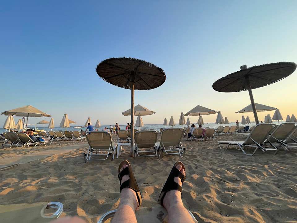 Strand Sandy Beach Resort