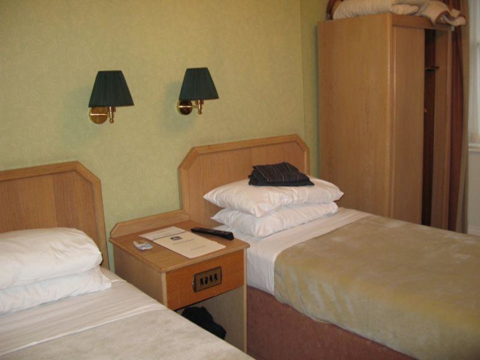 Betten im Twin Room Phoenix Hotel