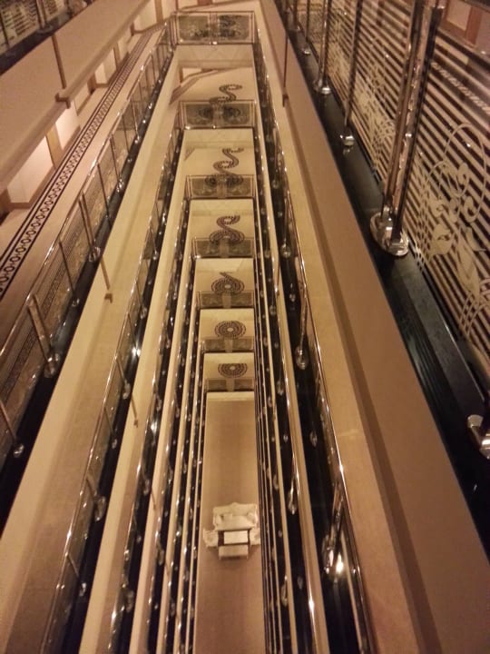 Die Gänge Hotel Delphin Imperial