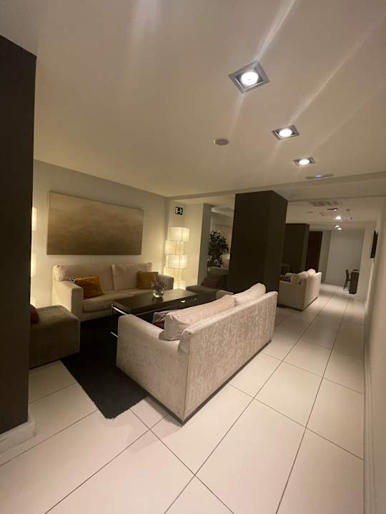 Lobby Hotel Hospes Palau de Mar