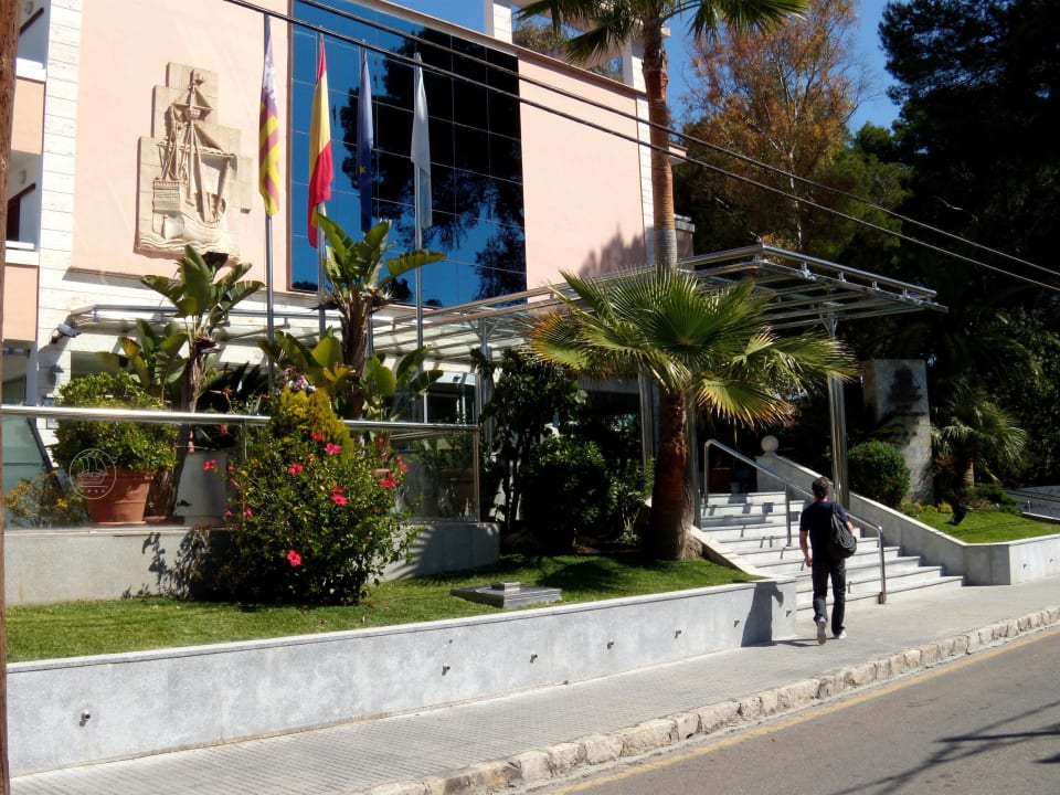 Eingang allsun Hotel Cristóbal Colón