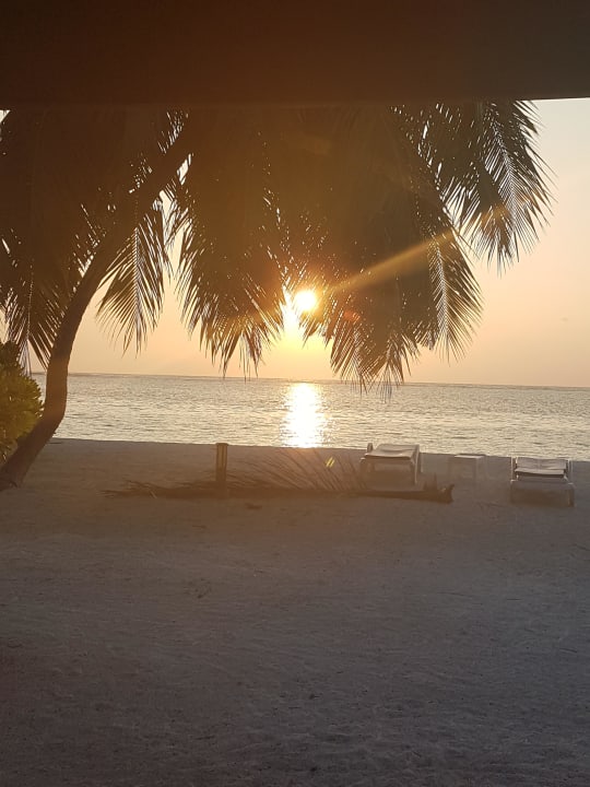 Sonnenaufgang Meeru Maldives Resort Island