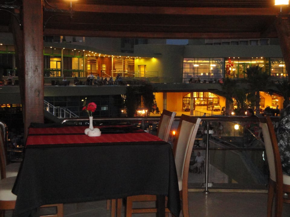 Blick aus China Restaurant auf Anlage VONRESORT Golden Coast