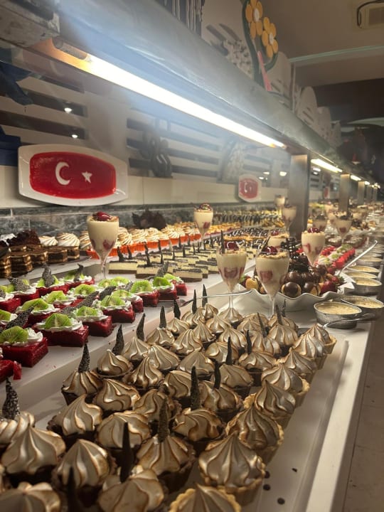 Gastro Sunmelia Beach Resort