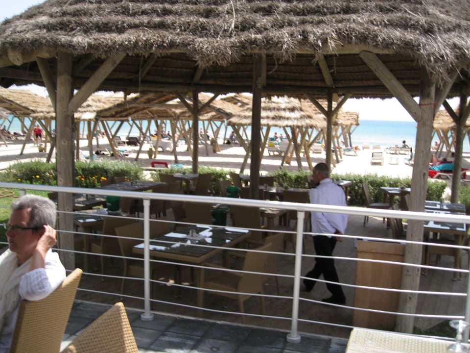 Strandrestaurant The Orangers Beach Resort and Bungalows