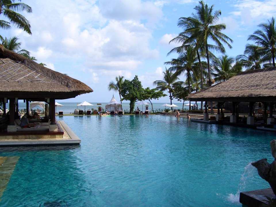 Der Pool InterContinental Bali Resort