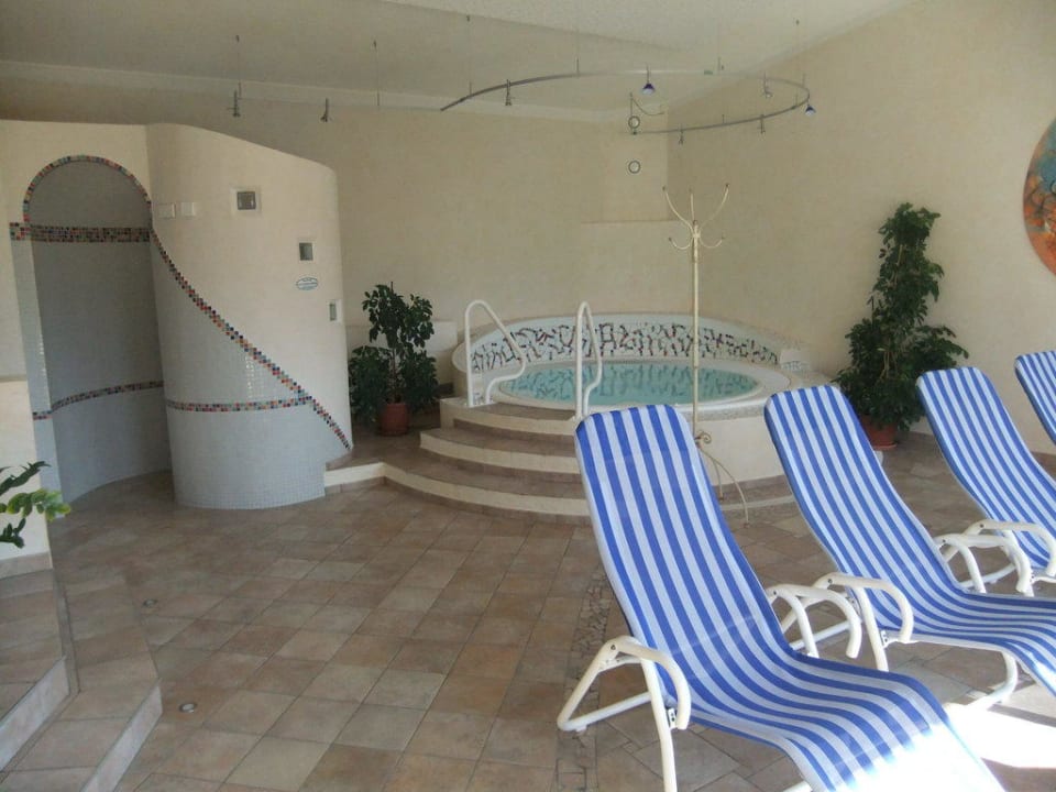 Whirlpool Regitnig - Hotel & Chalets