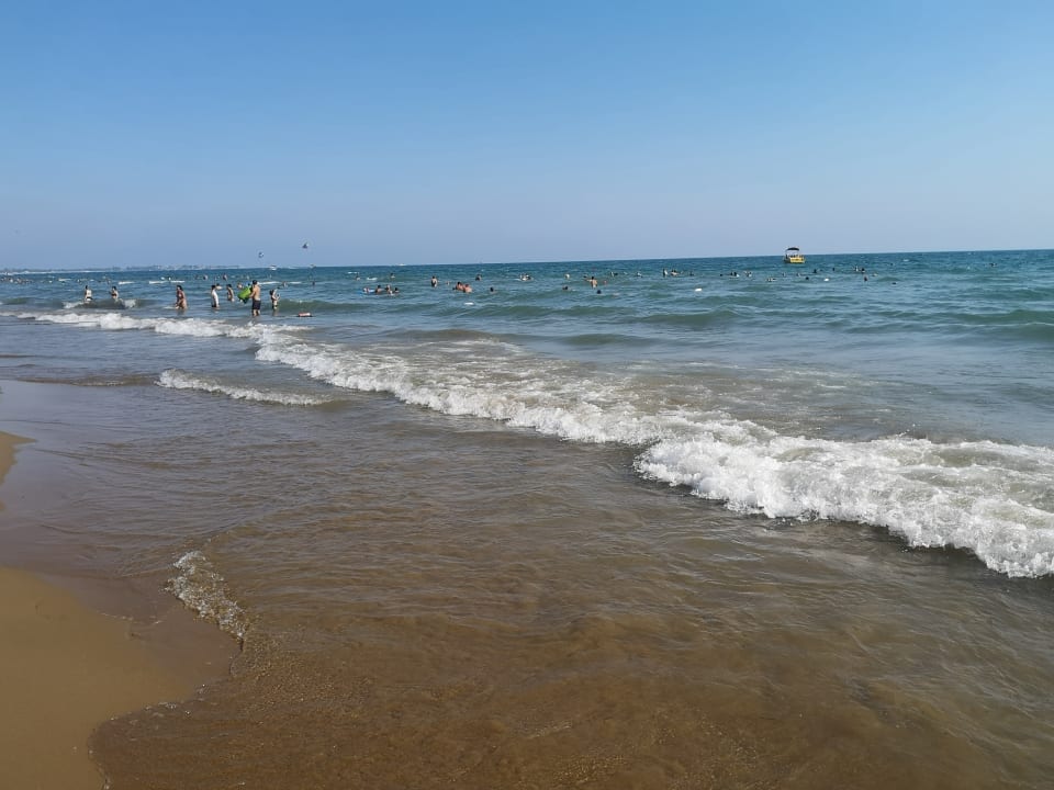 Strand Dream World Aqua Hotel