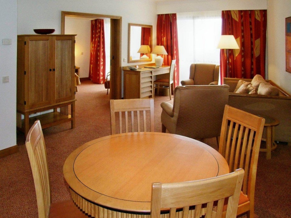 Wohnbereich der Juniorsuite Hotel Porto Mare - PortoBay