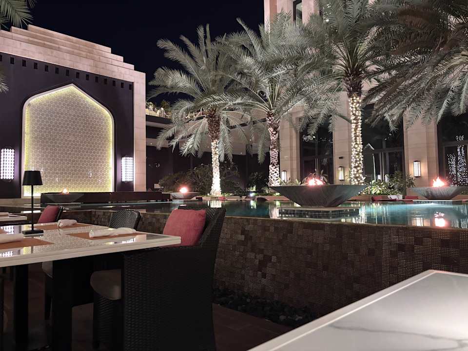 Gastro Radisson Collection Muscat, Hormuz Grand