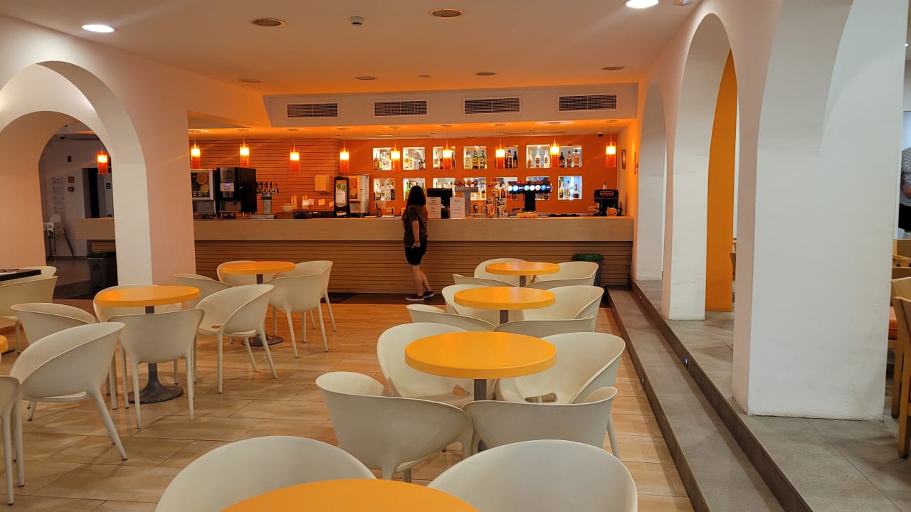 Gastro Gavimar Ariel Chico Club & Resort