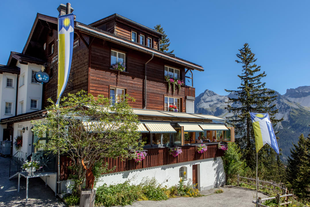 Außenansicht Hotel Arlenwald Arosa