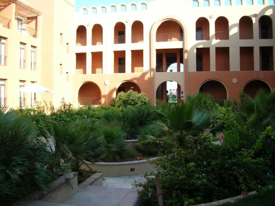 Innenhof Hotel Three Corners Ocean View prestige - Adults only