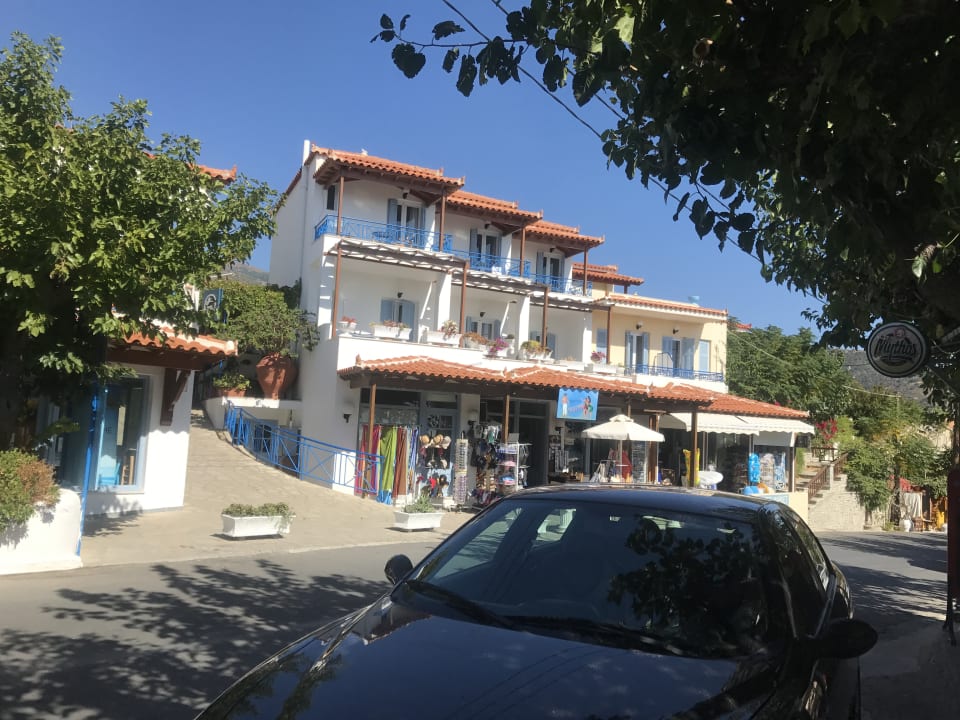 Außenansicht Votsalakia Beach