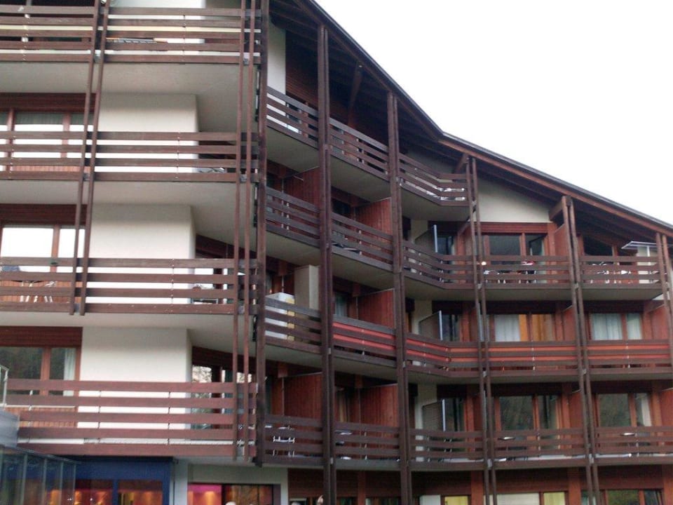 Südostfassade de Waldhauses Seeblick Höhenhotel