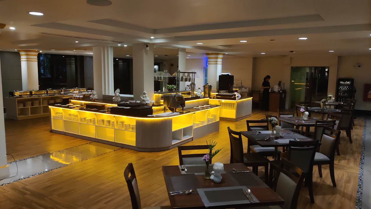 Gastro Tawa Ravadee Resort