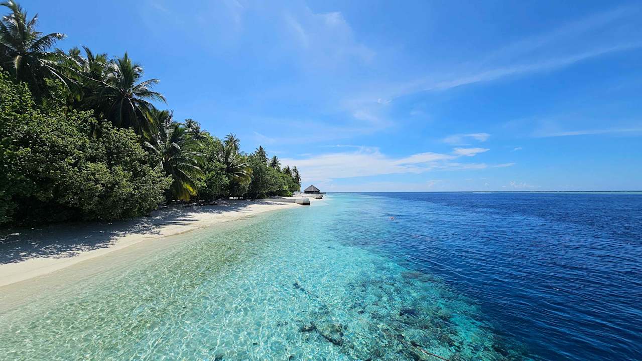 Strand Vilamendhoo Island Resort & Spa